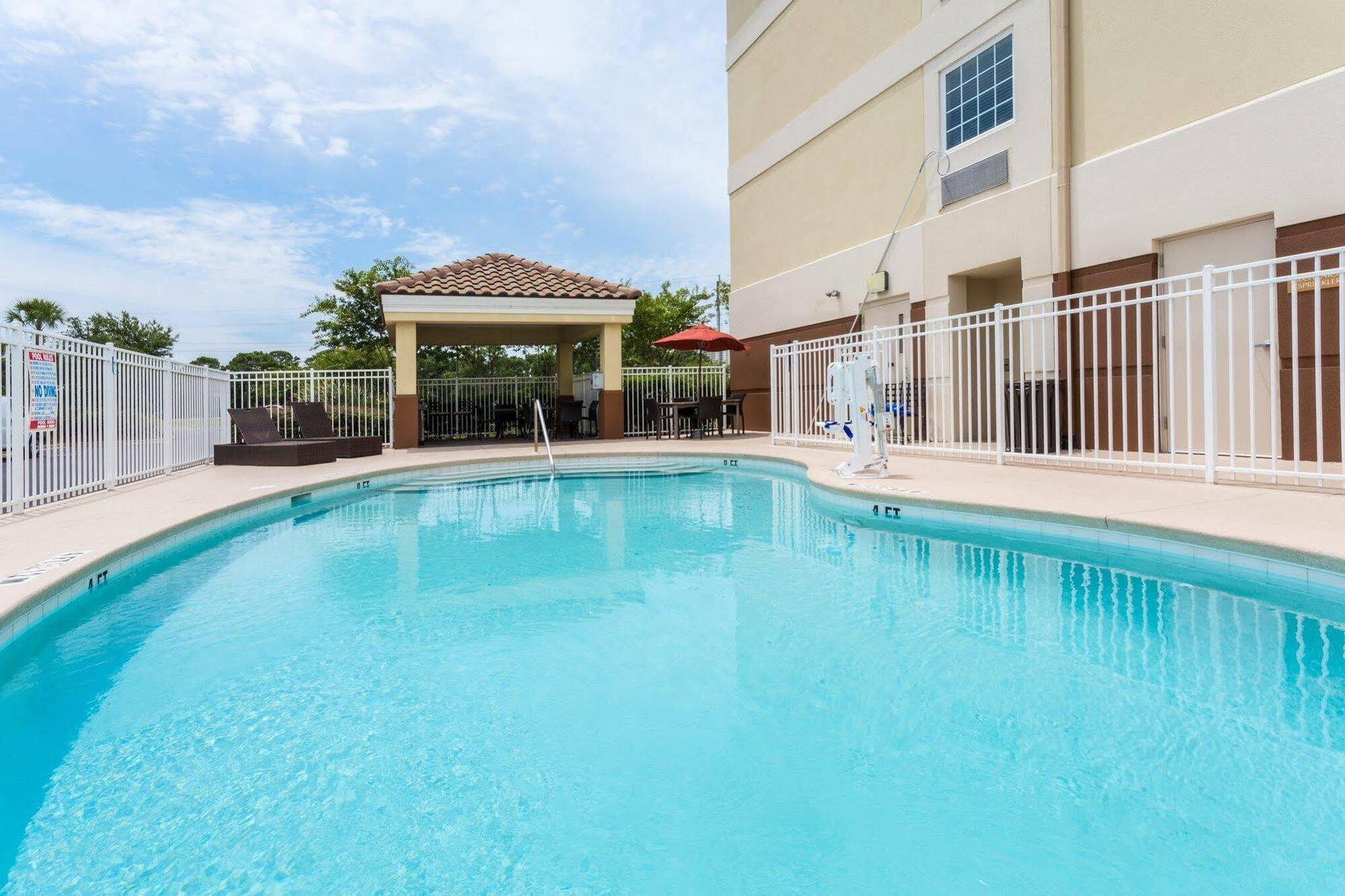 Candlewood Suites Destin-Sandestin Area By Ihg Miramar Beach Exterior photo